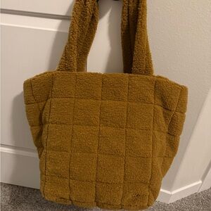 Lululemon Fleece Quilted Tote